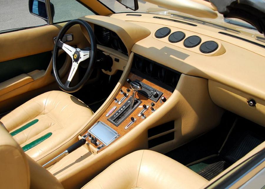  Ferrari 400i Cabriolet 1980 года  (фото 2 из 5)